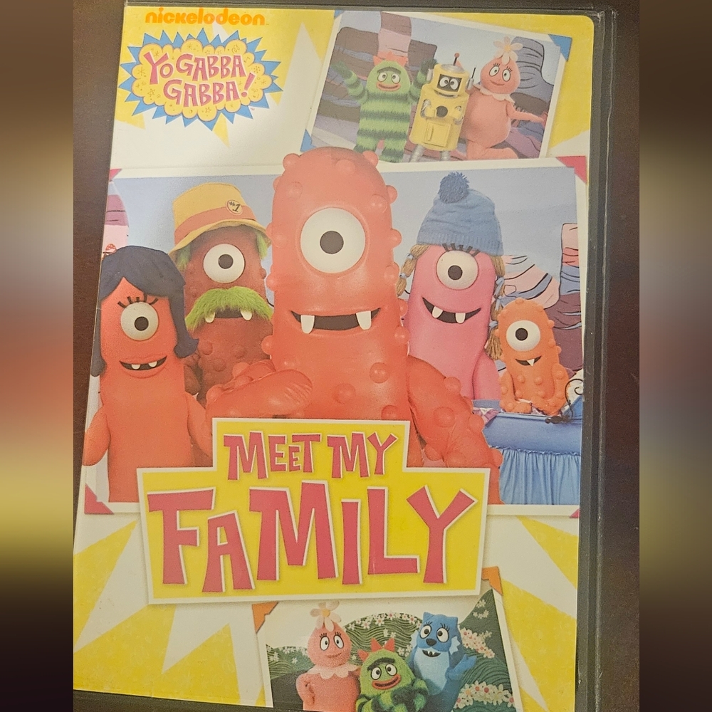 Nickelodeon Yo Gabba Gabba! Meet My Family - Bright Orange Cast